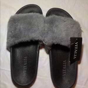 Cool Grey fur slides